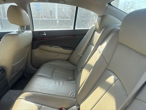 Used 2009 INFINITI G37 x Sedan w/ Premium Pkg image 9