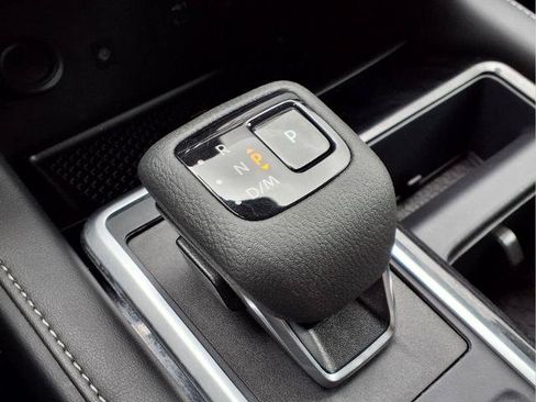Certified 2024 Nissan Pathfinder SL AWD/4WD image 19