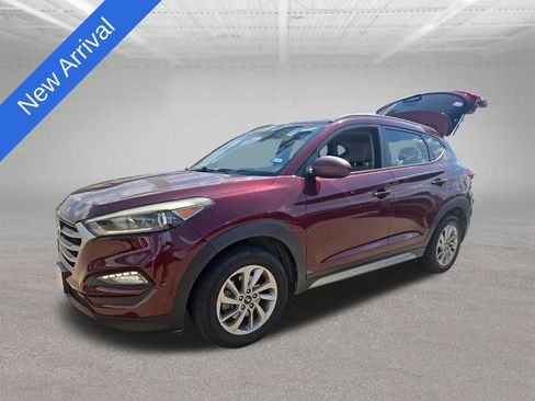 Used 2017 Hyundai Tucson SE w/ SE Popular Package 02 AWD/4WD image 1