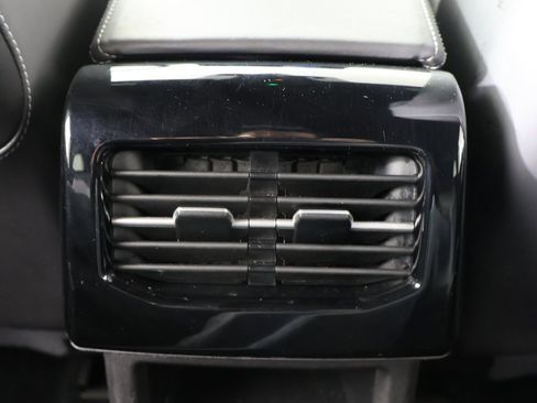 Used 2023 Volkswagen ID.4 Pro image 47