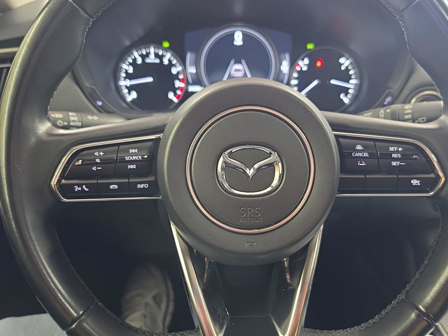Used 2025 MAZDA CX-70 3.3 Turbo w/ Preferred Package AWD/4WD image 9