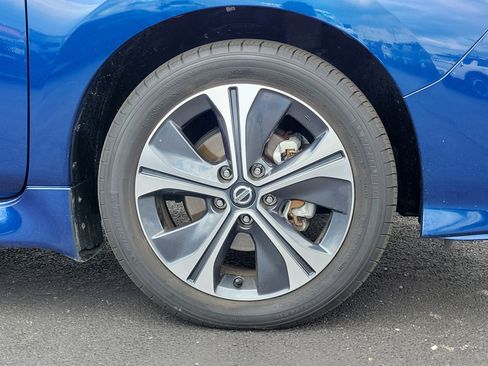 Certified 2022 Nissan Leaf SL Plus FWD image 5