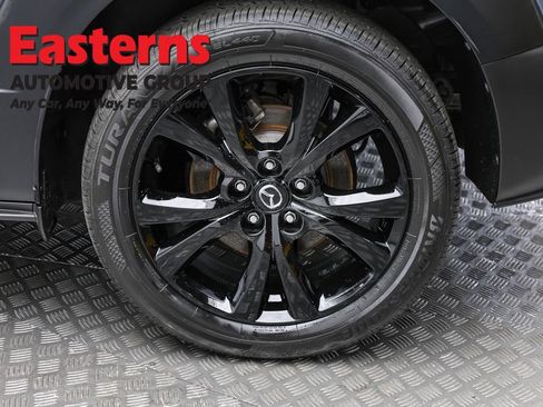 Used 2024 MAZDA CX-30 AWD 2.5 S w/ Preferred Package image 8