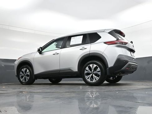 Used 2023 Nissan Rogue SV image 38
