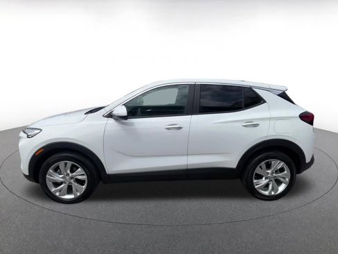 Used 2025 Buick Encore GX Preferred FWD image 8