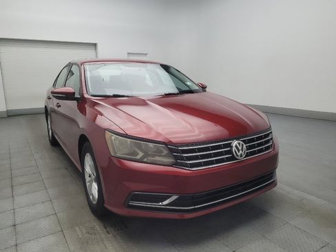 Used 2018 Volkswagen Passat 2.0T S w/ Driver Assistance Package FWD image 13