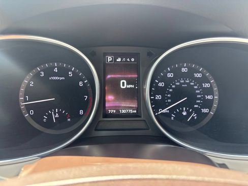 Used 2018 Hyundai Santa Fe Sport FWD image 22