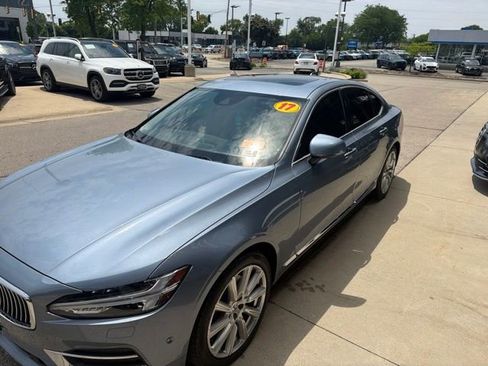 Used 2017 Volvo S90 T6 Inscription w/ Vision Package AWD/4WD image 4