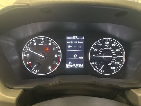 Used 2024 Subaru Crosstrek 2.5i Limited AWD/4WD image 8