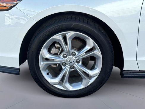 Certified 2024 Honda Accord LX image 11