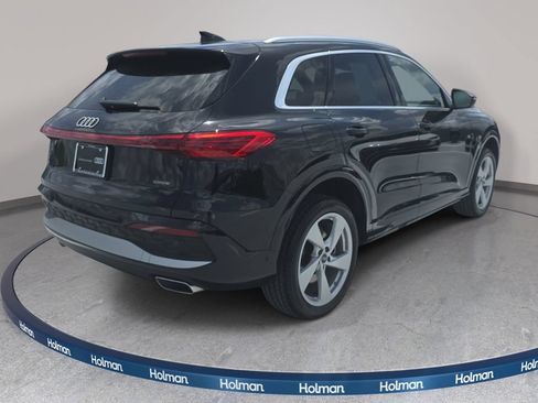 Certified 2025 Audi Q5 Premium w/ Premium Plus AWD/4WD image 5
