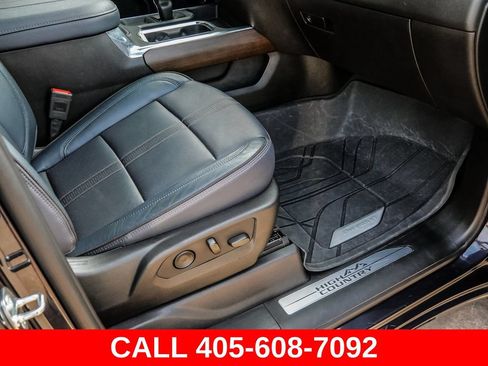 Used 2024 Chevrolet Silverado 1500 High Country w/ High Country Premium Package AWD/4WD image 18