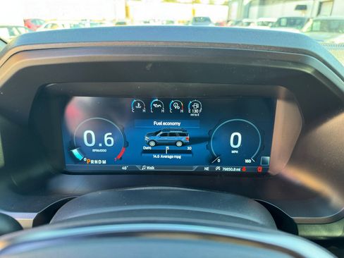 Used 2022 Ford Expedition Platinum image 36