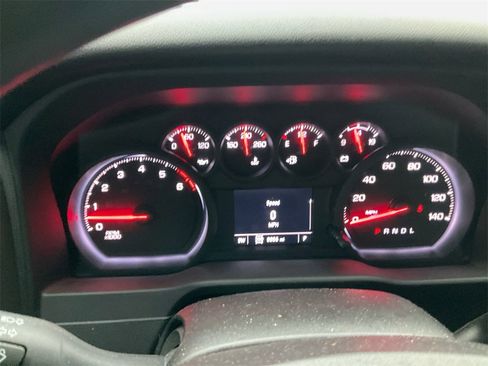 Used 2025 Chevrolet Silverado 2500 Custom w/ Custom Value Package image 20