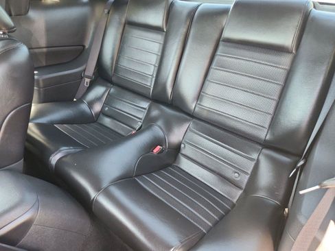 Used 2006 Ford Mustang GT Premium RWD image 13
