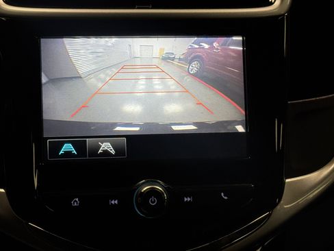 Used 2017 Chevrolet Sonic Premier w/ Driver Confidence Package image 11