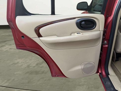 Used 2004 Oldsmobile Bravada AWD w/ Memory Package image 15