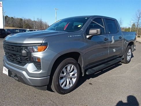 Used 2024 Chevrolet Silverado 1500 Custom image 7