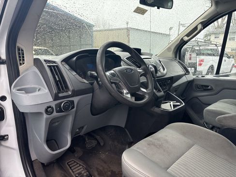 Used 2016 Ford Transit 350 XLT image 5