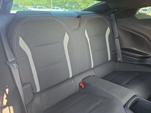 Used 2018 Chevrolet Camaro SS RWD image 23