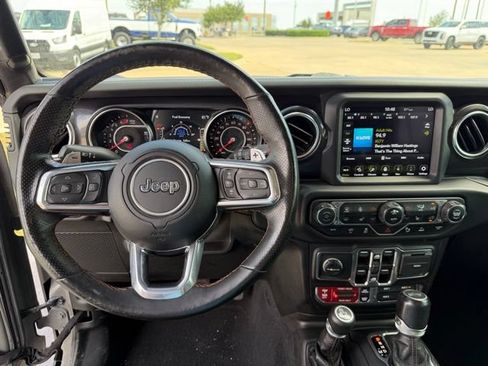 Used 2021 Jeep Wrangler Unlimited Rubicon w/ Trailer Tow Package AWD/4WD image 12