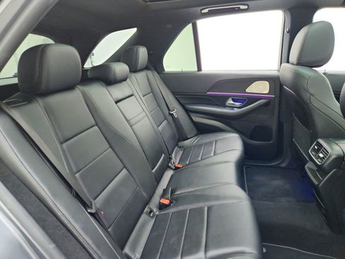 Certified 2022 Mercedes-Benz GLE 350 4MATIC w/ Premium Package image 32