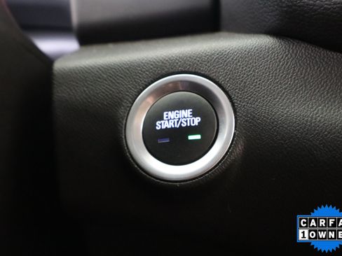 Used 2024 GMC Terrain SLE FWD image 32