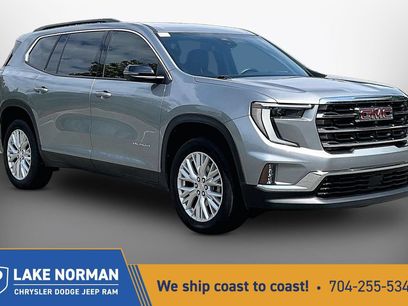 Used 2025 GMC Acadia Elevation w/ Elevation Premium Package
