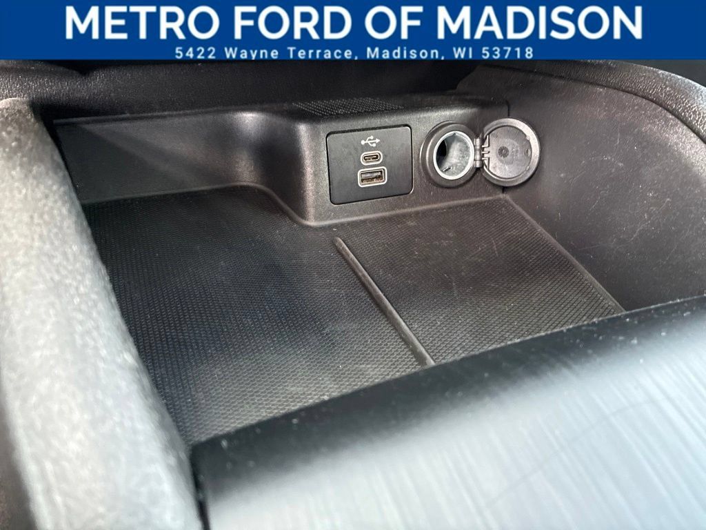 Used 2024 Ford Escape Active AWD/4WD image 17