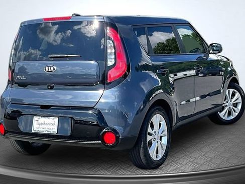 Used 2016 Kia Soul + w/ Audio Package FWD image 6