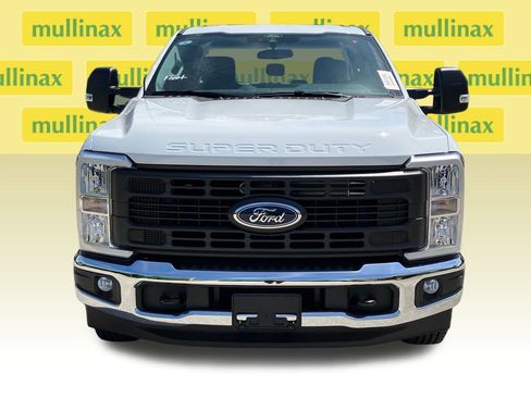 New 2025 Ford F250 XL w/ XL Chrome Package image 22