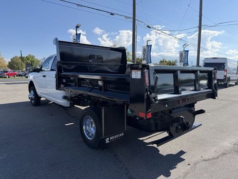 New 2024 RAM 3500 Tradesman w/ Chrome Appearance Group image 3