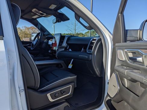 New 2026 RAM 1500 Laramie w/ Night Edition AWD/4WD image 44