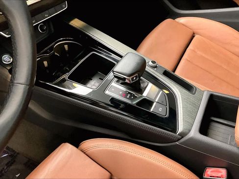 Used 2021 Audi A4 2.0T Premium Plus w/ Premium Plus Package image 17