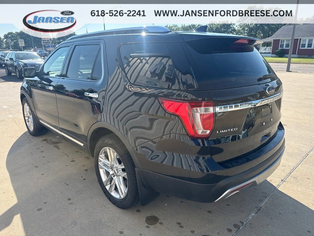 Used 2016 Ford Explorer Limited w/ Equipment Group 301A AWD/4WD image 4