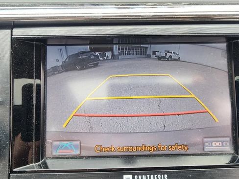 Used 2014 Toyota Avalon Limited w/ Technology Package FWD image 14