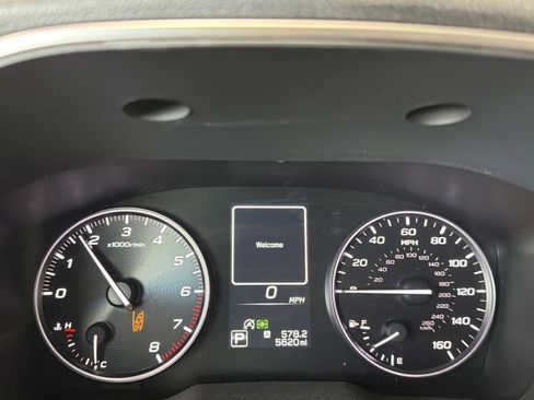 Certified 2025 Subaru Outback Limited AWD/4WD image 12