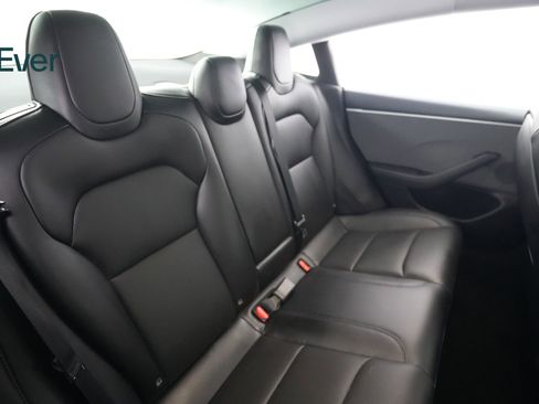 Used 2025 Tesla Model 3 Long Range RWD image 5
