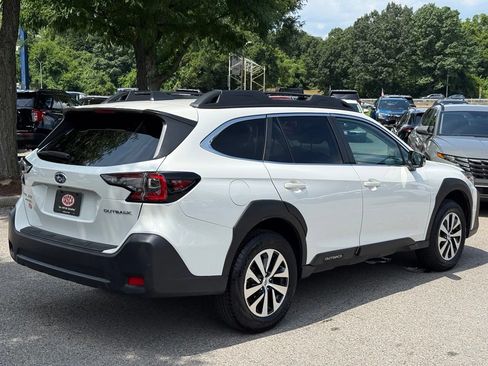 Certified 2024 Subaru Outback Premium AWD/4WD image 10