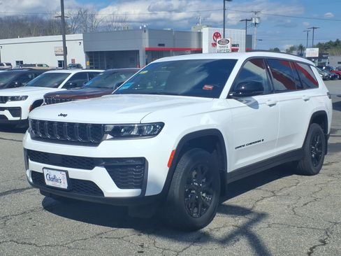 New 2026 Jeep Grand Cherokee L 4WD image 1