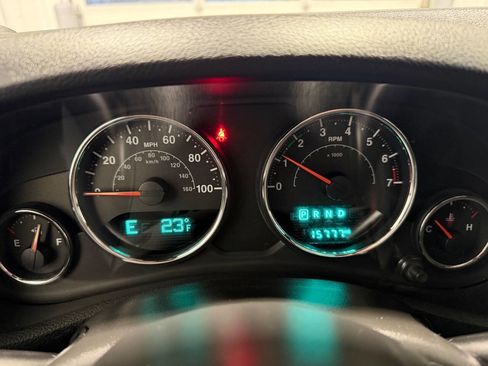 Used 2017 Jeep Wrangler Sport image 23