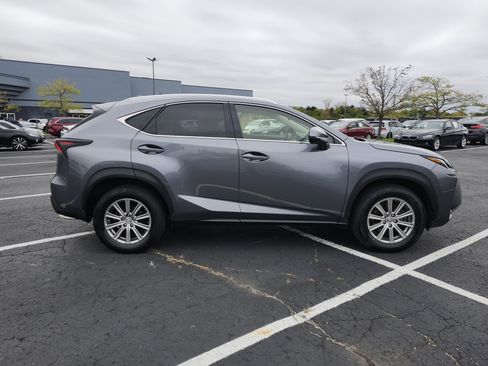 Used 2016 Lexus NX 200t FWD image 11