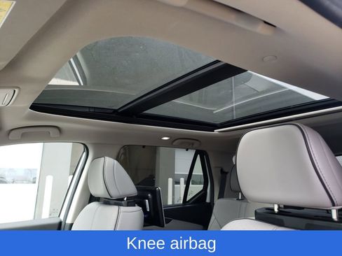 Used 2025 Honda Pilot Elite image 29