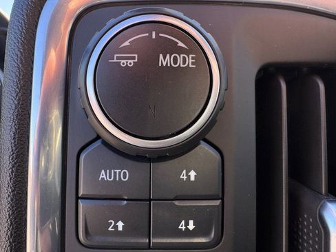 Used 2021 Chevrolet Silverado 3500 LT image 41