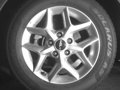 Used 2025 Kia Soul LX w/ LX Technology Package image 17