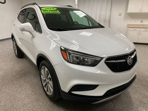 Used 2019 Buick Encore Preferred image 3