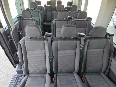 Used 2020 Ford Transit 350 XLT image 31