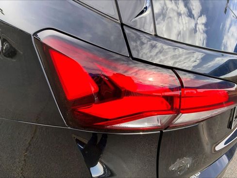 Used 2023 Chevrolet Equinox Premier image 28