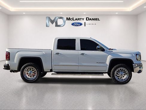 Used 2018 GMC Sierra 1500 SLT w/ SLT Premium Package AWD/4WD image 6