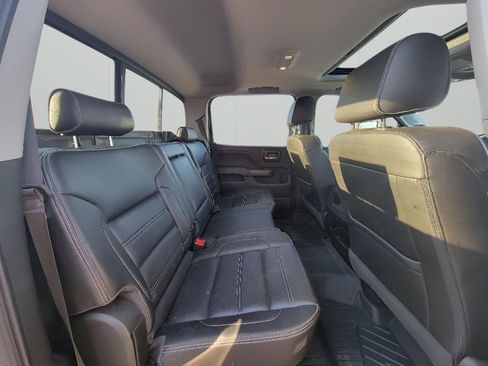 Used 2018 GMC Sierra 2500 Denali w/ Duramax Plus Package image 32